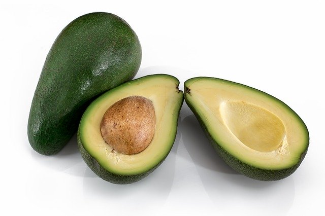 avocado fruit 7 Best High Fiber Fruits For Type 2 Diabetes