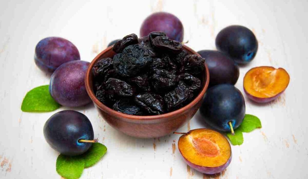 prune dried fruit