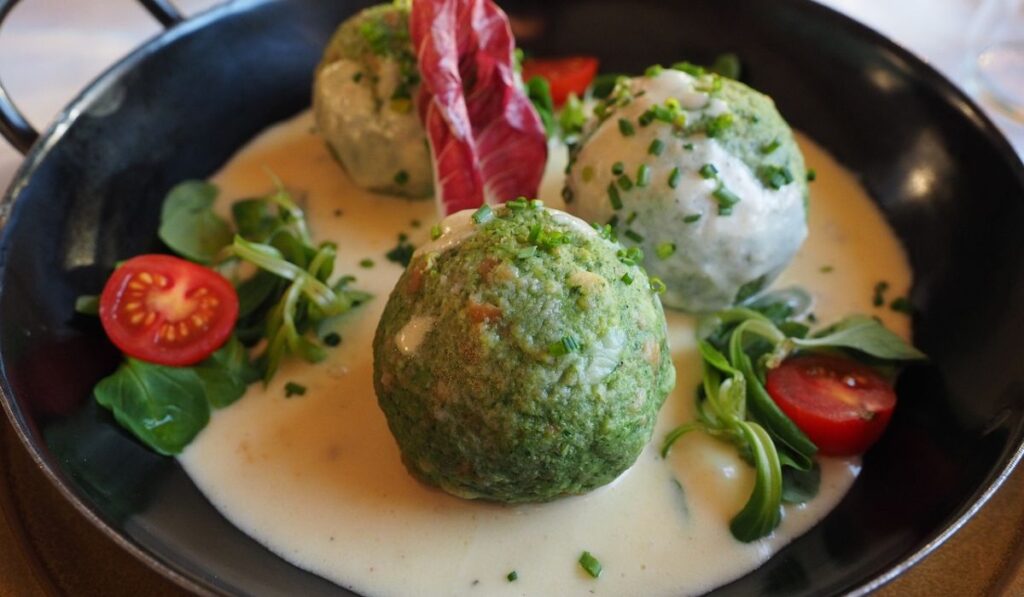 creamed spinach balls